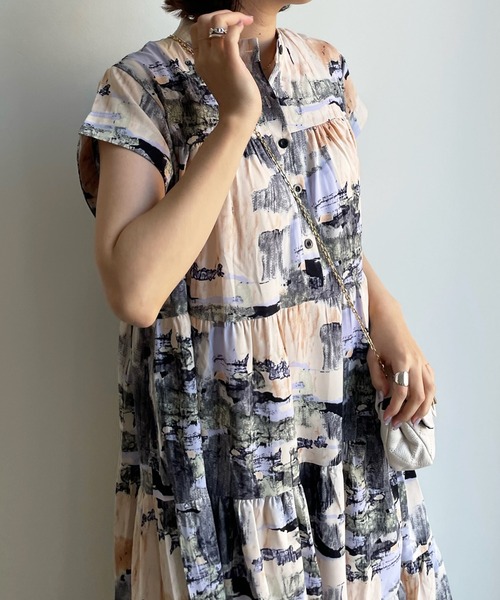 DouDou(ドゥドゥ)の「【一部WEB限定】フレンチスリーブプリントワンピース(ワンピース・レディース・レッド/ベージュ/グリーン/ブラック/ブラック系その他/ホワイト系その他/ホワイト・FREE)」の20枚目の写真