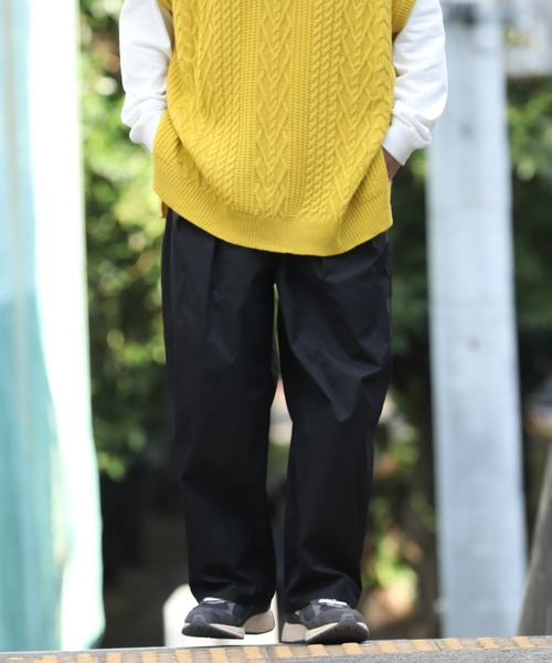 re_k by JUNRED（レクバイジュンレッド）の「re_k by JUNRED / ツータックモンスターワイドライトパンツ（その他パンツ・メンズ・ブラック/キナリ/グリーン・S/L/M）」の11枚目の写真