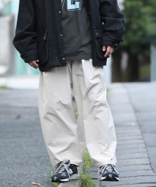 re_k by JUNRED（レクバイジュンレッド）の「re_k by JUNRED / ツータックモンスターワイドライトパンツ（その他パンツ・メンズ・ブラック/キナリ/グリーン・S/L/M）」の8枚目の写真
