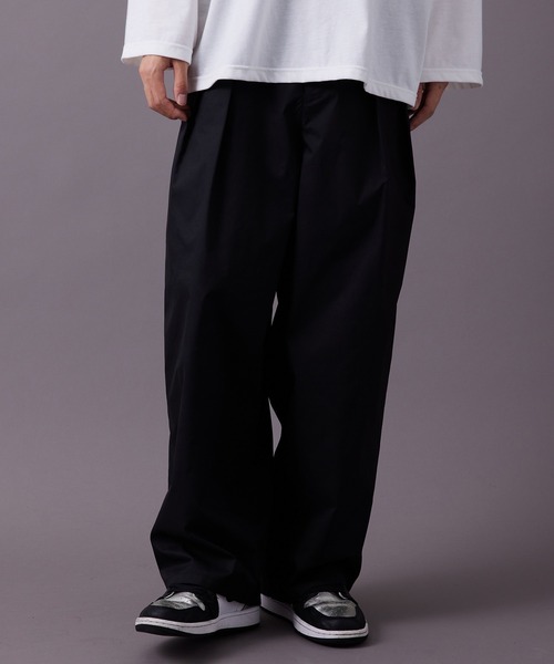 re_k by JUNRED（レクバイジュンレッド）の「re_k by JUNRED / ツータックモンスターワイドライトパンツ（その他パンツ・メンズ・ブラック/キナリ/グリーン・S/L/M）」の5枚目の写真