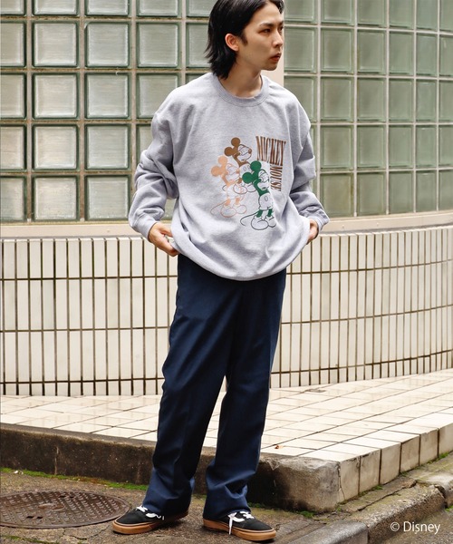 MICKEY MOUSE（ミッキーマウス）の「ROOPTOKYO別注:<MICKEY> クルーネックスウェット ディズニー キャラデザイン オーバーサイズ（スウェット・レディース・ブラック/ネイビー/グレー・M/L/XL）」の19枚目の写真