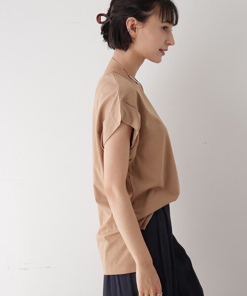 DRESKIP(ドレスキップ)の「◆【接触冷感】きれい見えTシャツ(Tシャツ/カットソー・レディース・ブラック/ブルー/キャメル/ピンク系・02/03)」の6枚目の写真