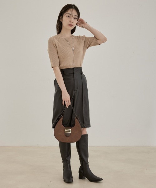 VIS(ビス)の「【洗える】5分袖スクエアネックリブニット(ニット/セーター・レディース・パープル/ネイビー/イエロー/ベージュ系その他/キナリ・FREE)」の11枚目の写真