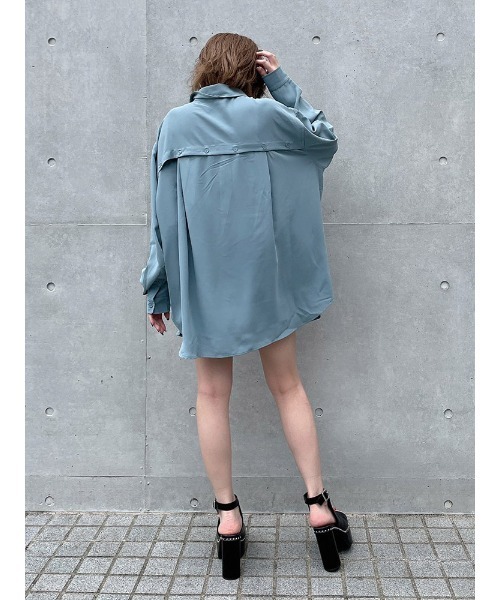 ENVYM(アンビー)の「バックオープンSH(シャツ/ブラウス・レディース・ホワイト/ブラック/ブルー・FREE)」の18枚目の写真