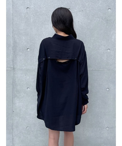 ENVYM(アンビー)の「バックオープンSH(シャツ/ブラウス・レディース・ホワイト/ブラック/ブルー・FREE)」の12枚目の写真