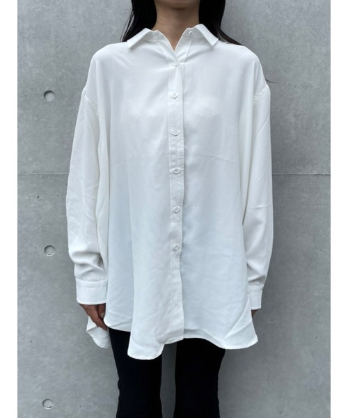 ENVYM(アンビー)の「バックオープンSH(シャツ/ブラウス・レディース・ホワイト/ブラック/ブルー・FREE)」の11枚目の写真