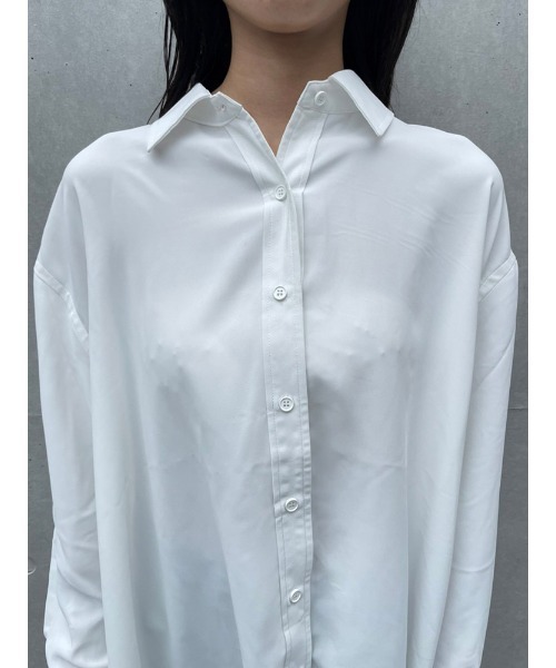 ENVYM(アンビー)の「バックオープンSH(シャツ/ブラウス・レディース・ホワイト/ブラック/ブルー・FREE)」の9枚目の写真