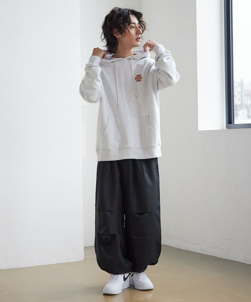 PBLIM(ページボーイリム)の「PAGEBOYLIM/フラッフィーロゴスウェット(パーカー・レディース・ブラック/グレー/ブルーグリーン・MEDIUM/LARGE)」の17枚目の写真