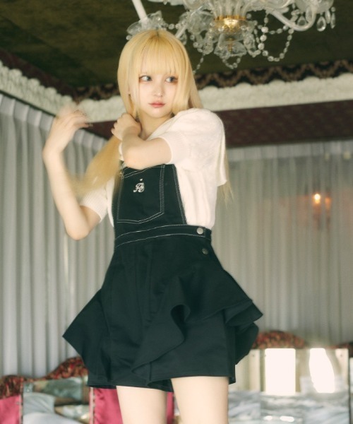 FickleBebe（フィクルベベ）の「FBフリルオーバーオール（サロペット