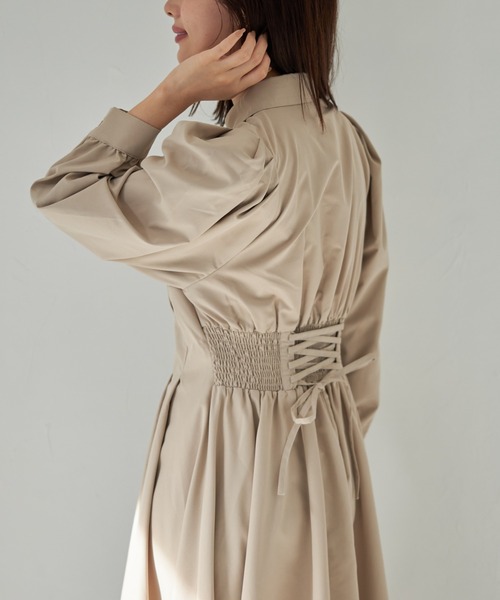 tocco closet(トッコ クローゼット)の「【限定】バックレースアップウエストタックシャツワンピース(ワンピース・レディース・ベージュ/パープル/ボルドー・M)」の18枚目の写真