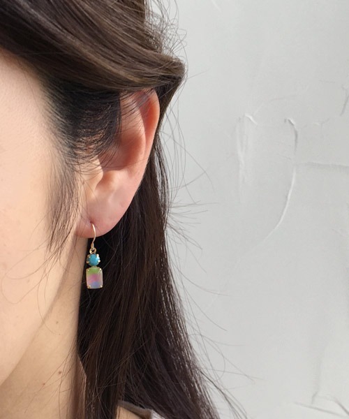 tone(トーン)の「【malle la brocante/マルラブロカント】14kgf 旧西ドイツ製トリコロールヴィンテージストーンのピアス(ピアス(両耳用)・レディース・サックスブルー/イエロー・FREE)」の6枚目の写真