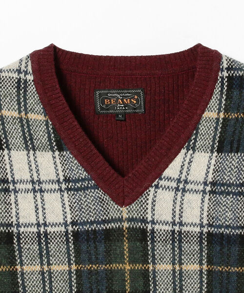 BEAMS PLUS（ビームスプラス）の「BEAMS PLUS / 9ゲージ チェック ニット ベスト（ベスト・メンズ・ワイン/イエロー/ネイビー・SMALL/MEDIUM/LARGE/X-LARGE）」の15枚目の写真