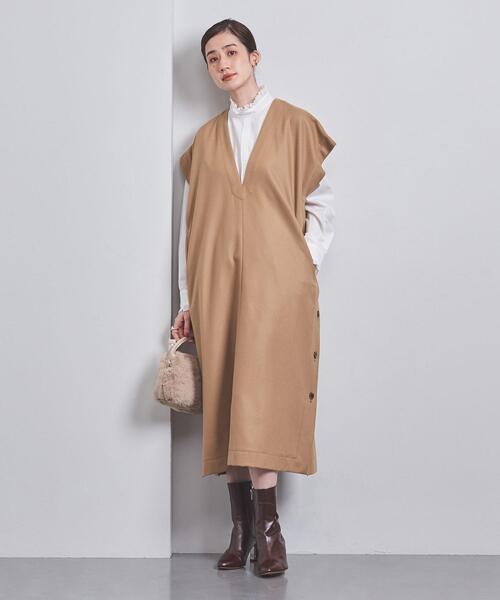 SACRA(サクラ)の「<SACRA>MLT Vネック ワンピース(ワンピース・レディース・ブラック/ベージュ・38)」の11枚目の写真