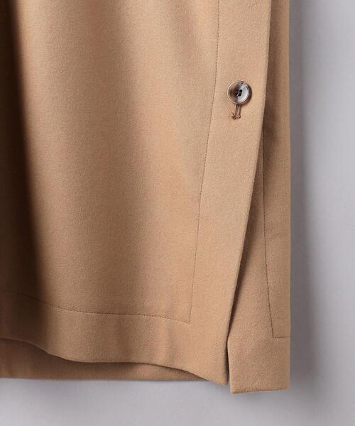 SACRA(サクラ)の「<SACRA>MLT Vネック ワンピース(ワンピース・レディース・ブラック/ベージュ・38)」の4枚目の写真