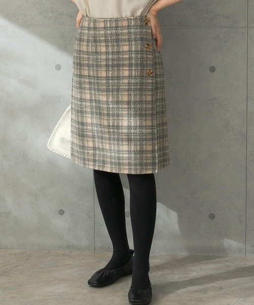 URBAN RESEARCH ROSSO（アーバンリサーチロッソ）の「リバーチェックスカート（スカート・レディース・ブラウン系その他/ベージュ系その他/ブルー系その他・36/38）」の17枚目の写真