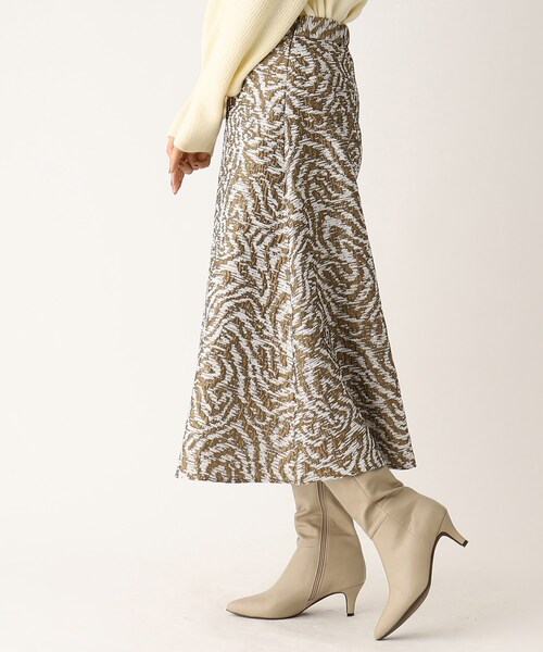 OPAQUE.CLIP(オペークドットクリップ)の「◆ジャカードフレアスカート(スカート・レディース・ブラック系/ベージュ系・38/40)」の3枚目の写真