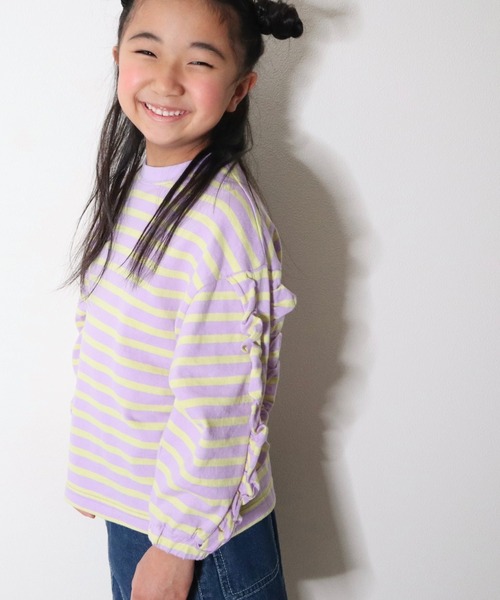 MAKE YOUR DAY(メイクユアデイ)の「無地とボーダー袖フリル長袖Tシャツ■80~140cm(Tシャツ/カットソー・キッズ・ブルー/ブラック/ラベンダー/オフホワイト・110/130/140/100/120/90/80)」の4枚目の写真