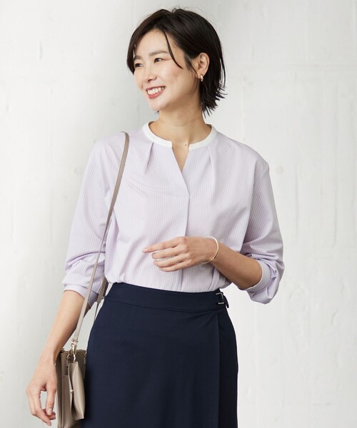 J.PRESS Ladies(J.プレス レディス)の「ピンストライプジャージー バンドカラー スキッパー カットソー(Tシャツ/カットソー・レディース・ライトグレー系1/ライトグリーン系1/ブルー系1/ふじ色系1・SMALL)」の4枚目の写真