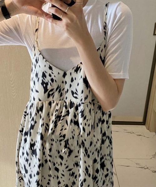 leune(ルネ)の「モノトーン柄キャミワンピース(ワンピース・レディース・アイボリー/ベージュ・FREE)」の6枚目の写真