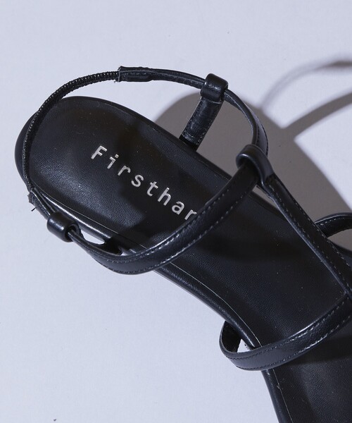 Firsthand（ファーストハンド）の「Firsthand/ファーストハンド ポインテッドトゥストラップミュール/ポインテッドトゥストラップミュール（サンダル・レディース・ブラック/シルバー・S/M/L）」の4枚目の写真