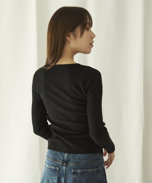 lit.Cy（リットシー）の「lit.Cy カットアウトアシメレイヤードニット（ニット/セーター・レディース・イエロー/ブラック/グリーン/オフホワイト・FREE）」の22枚目の写真