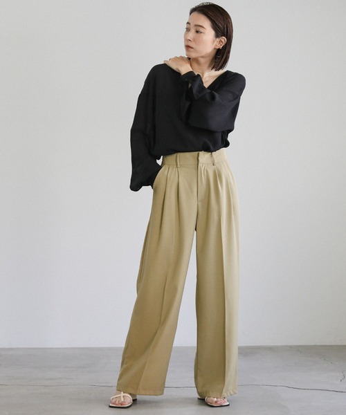 select MOCA(セレクトモカ)の「タックストレートパンツ(スラックス・レディース・ベージュ/アイボリー/グレイッシュブルー・SMALL/MEDIUM)」の6枚目の写真