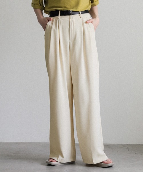 select MOCA(セレクトモカ)の「タックストレートパンツ(スラックス・レディース・ベージュ/アイボリー/グレイッシュブルー・SMALL/MEDIUM)」の9枚目の写真