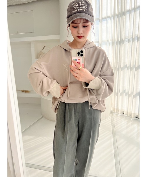 jumelle（ジュメロ）の「オーバーBIGフーディー（パーカー・レディース・ベージュ/グレー・FREE）」の9枚目の写真