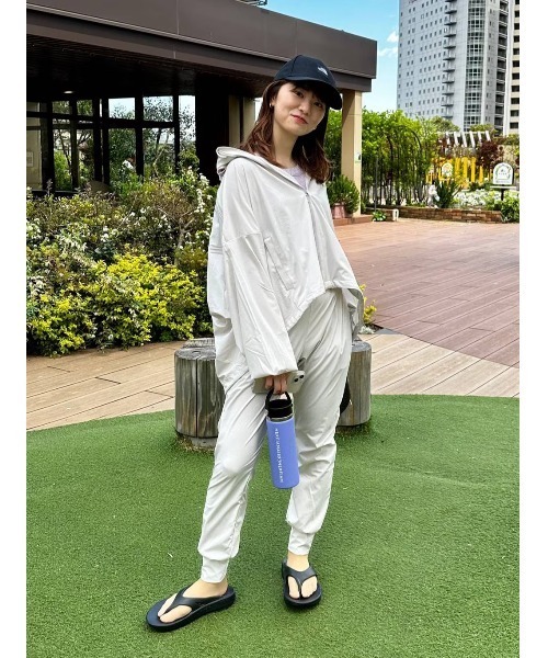 HEREIAM（ヘレイアム）の「【HEREIAM】撥水／Comfyブルゾン（ブルゾン・レディース・ブラック/ライトグレー・FREE）」の20枚目の写真