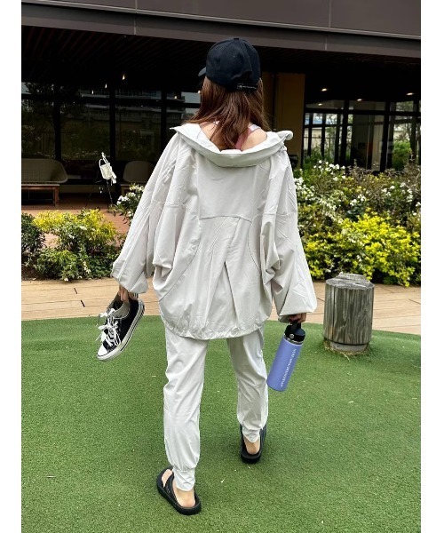 HEREIAM（ヘレイアム）の「【HEREIAM】撥水／Comfyブルゾン（ブルゾン・レディース・ブラック/ライトグレー・FREE）」の21枚目の写真