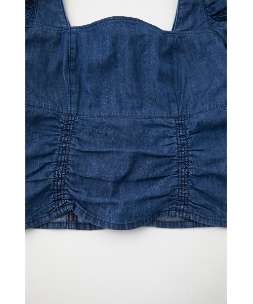 MOUSSY（マウジー）の「FRONT GATHER DENIM ブラウス（シャツ/ブラウス・レディース・オフホワイト/ブルー/ワンウォッシュ・1/2）」の9枚目の写真
