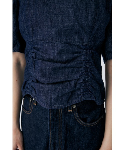 MOUSSY（マウジー）の「FRONT GATHER DENIM ブラウス（シャツ/ブラウス・レディース・オフホワイト/ブルー/ワンウォッシュ・1/2）」の18枚目の写真