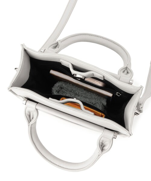 tk.TAKEO KIKUCHI（ティーケータケオキクチ）の「◆コンビ2WAYミニショルダーバッグ（ショルダーバッグ・メンズ・グレー/ブラック・00）」の7枚目の写真