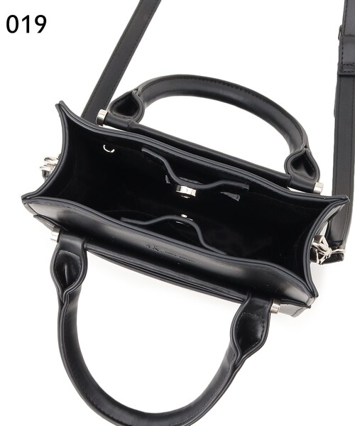 tk.TAKEO KIKUCHI（ティーケータケオキクチ）の「◆コンビ2WAYミニショルダーバッグ（ショルダーバッグ・メンズ・グレー/ブラック・00）」の9枚目の写真