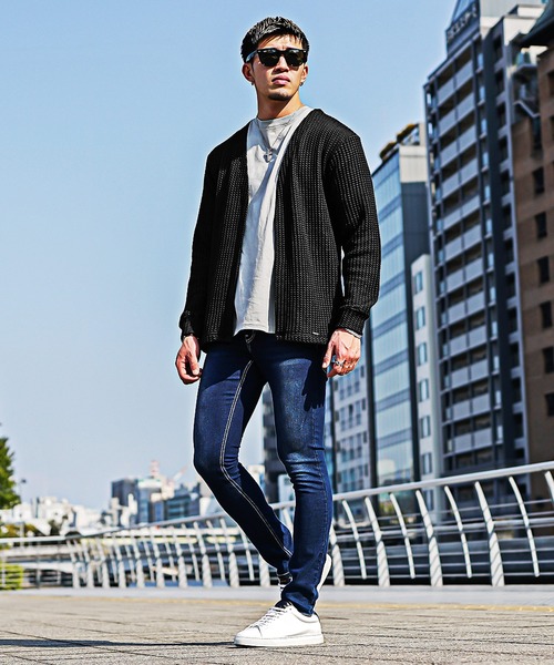 SOMEDIFF（サムディフ）の「【SOEMDIFF】2トーンワッフルボタンレスVカーディガン メンズ 涼しい 軽量 スマート（カーディガン/ボレロ・メンズ・ホワイト/ネイビー/ブラック・M/L/XL）」の6枚目の写真