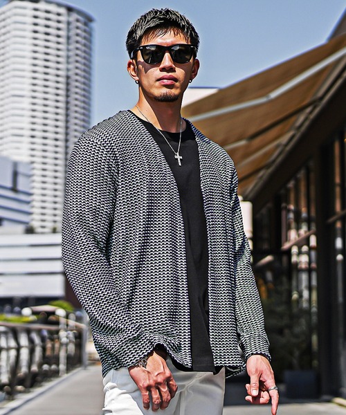 SOMEDIFF（サムディフ）の「【SOEMDIFF】2トーンワッフルボタンレスVカーディガン メンズ 涼しい 軽量 スマート（カーディガン/ボレロ・メンズ・ホワイト/ネイビー/ブラック・M/L/XL）」の13枚目の写真