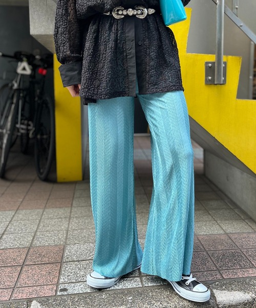 mi via loca（ミヴィアロカ）の「【セルフカット】シャイニーストライプWAVE柄プリーツパンツ（その他パンツ・レディース・ベージュ/ブラック/ブルー・FREE）」の17枚目の写真