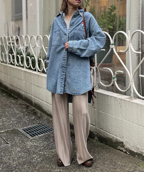 mi via loca（ミヴィアロカ）の「【セルフカット】シャイニーストライプWAVE柄プリーツパンツ（その他パンツ・レディース・ベージュ/ブラック/ブルー・FREE）」の21枚目の写真