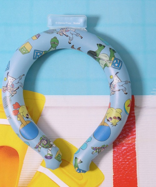 BAYBLO『【sanrio&Disney】28℃やさしくひんやり涼感リングネッククーラー』