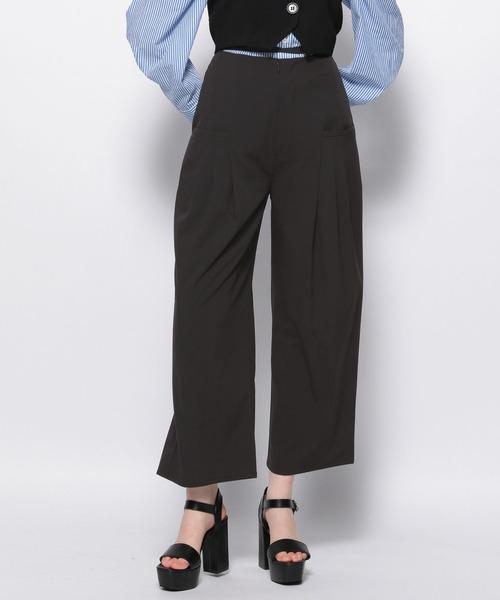 FOREVER 21（フォーエバー トゥエンティーワン）の「ローライズワイドスラックスパンツ（スラックス・レディース・グレー/ブラック・SMALL/MEDIUM）」の21枚目の写真