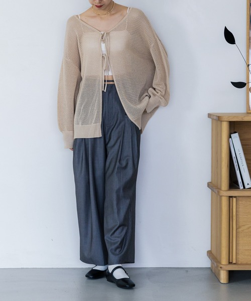 FOREVER 21（フォーエバー トゥエンティーワン）の「ローライズワイドスラックスパンツ（スラックス・レディース・グレー/ブラック・SMALL/MEDIUM）」の15枚目の写真