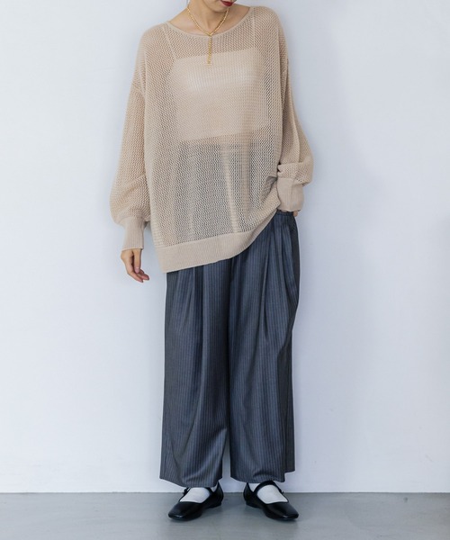 FOREVER 21（フォーエバー トゥエンティーワン）の「ローライズワイドスラックスパンツ（スラックス・レディース・グレー/ブラック・SMALL/MEDIUM）」の18枚目の写真