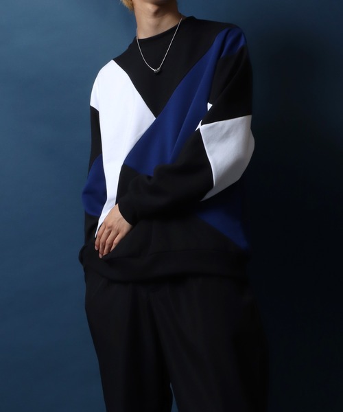 ANPAS（アンパス）の「Punch the dough Color Switching Design Oversized Sweatshirt/ポンチ 3色切り替え オーバーサイズ トレーナー スウェット（スウェット・メンズ・ブラック系その他/ブラック系その他2/ホワイト系その他2/ホワイト系その他・M/L）」の21枚目の写真