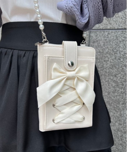 axes femme POETIQUE(アクシーズファムポエティック)の「スマホショルダーポシェット(スマホグッズ・レディース・キナリ/ピンク/ブラック・FREE)」の1枚目の写真