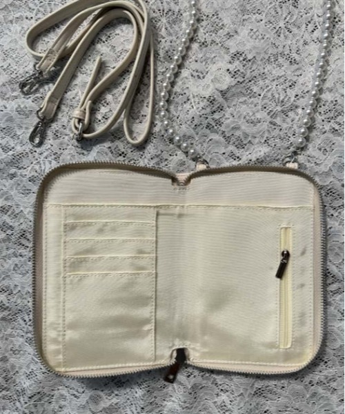 axes femme POETIQUE(アクシーズファムポエティック)の「スマホショルダーポシェット(スマホグッズ・レディース・キナリ/ピンク/ブラック・FREE)」の8枚目の写真