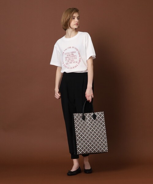 DRESSTERIOR（ドレステリア）の「◆サークルロゴプリントTシャツ（Tシャツ/カットソー・レディース・グレー/オフホワイト/ネイビー・36/38）」の10枚目の写真