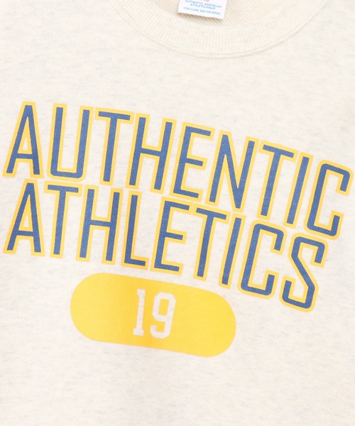 Champion(チャンピオン)の「【Champion/チャンピオン】キッズ クルーネックスウェットシャツ(スウェット・キッズ・ネイビー/オートミール/ダークグリーン/キャメル・140/110/100/120/130)」の5枚目の写真