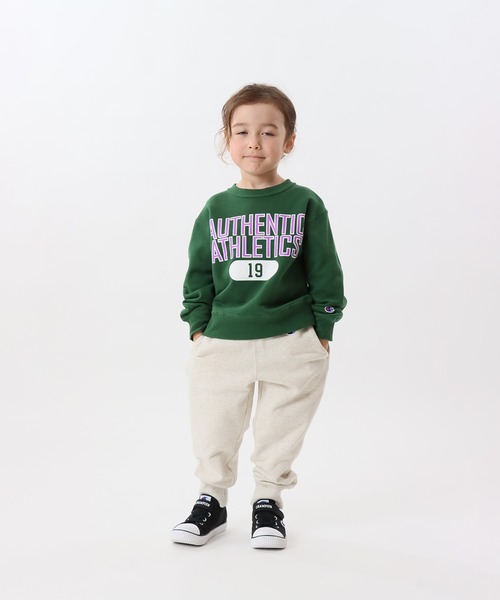 Champion(チャンピオン)の「【Champion/チャンピオン】キッズ クルーネックスウェットシャツ(スウェット・キッズ・ネイビー/オートミール/ダークグリーン/キャメル・140/110/100/120/130)」の9枚目の写真