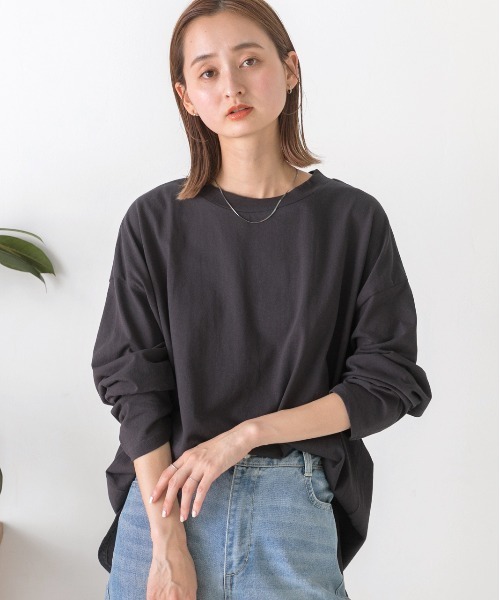 ad thie(アドティエ)の「後裾ラウンド ロングTシャツ(Tシャツ/カットソー・レディース・ベージュ/オフホワイト/モカ/チャコール/ブラック×ホワイト/ブラック・FREE)」の14枚目の写真