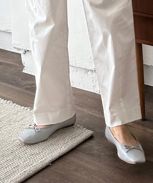 Doux archives（ドゥアルシーヴ）の「スクエアトゥバレエシューズ（バレエシューズ・レディース・グレー/ブラック・LARGE/MEDIUM）」の8枚目の写真